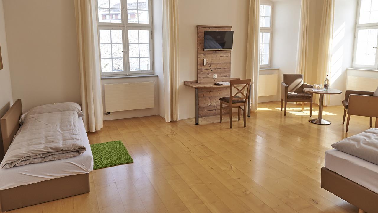 Klosterhotel Kreuz Mariastein Εξωτερικό φωτογραφία
